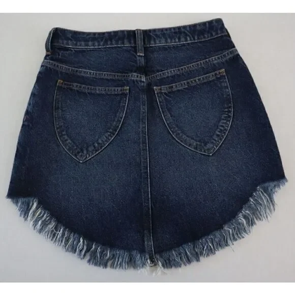 We The Free Women's Sz 26 Blue Bailey Frayed Round Hem Denim Jean Skirt $68 - Picture 2 of 4